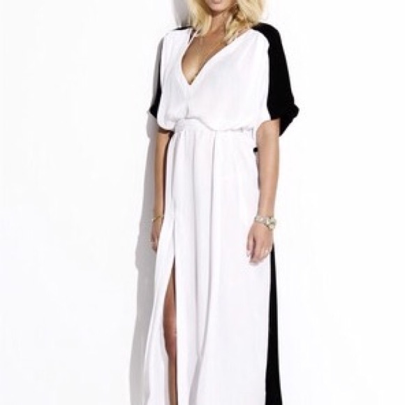 Dress - Picture 1 of 2